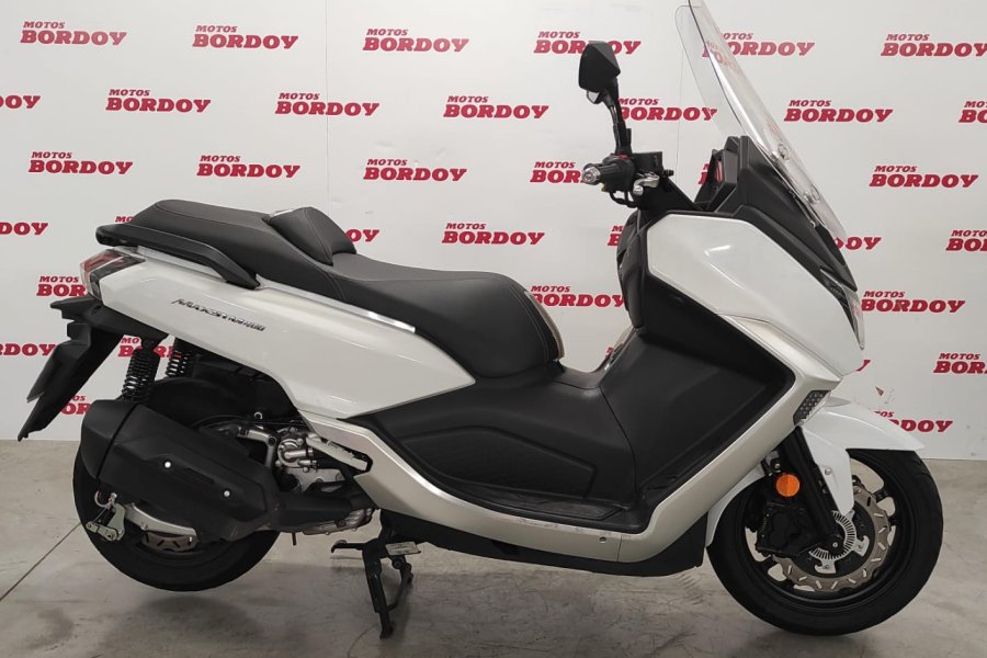 MAXSYM 400i #0