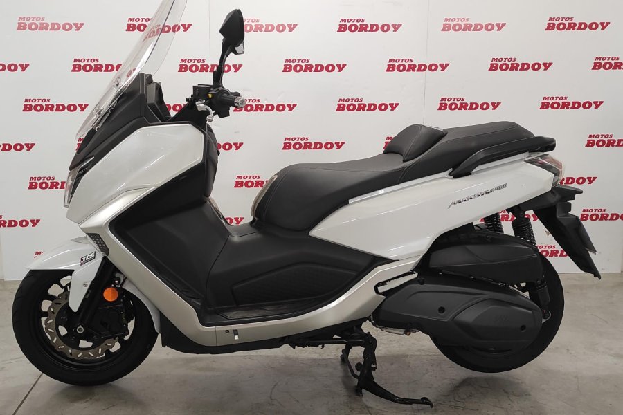MAXSYM 400i #3